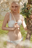 Japanese style pure desire petal white lace underwear set.